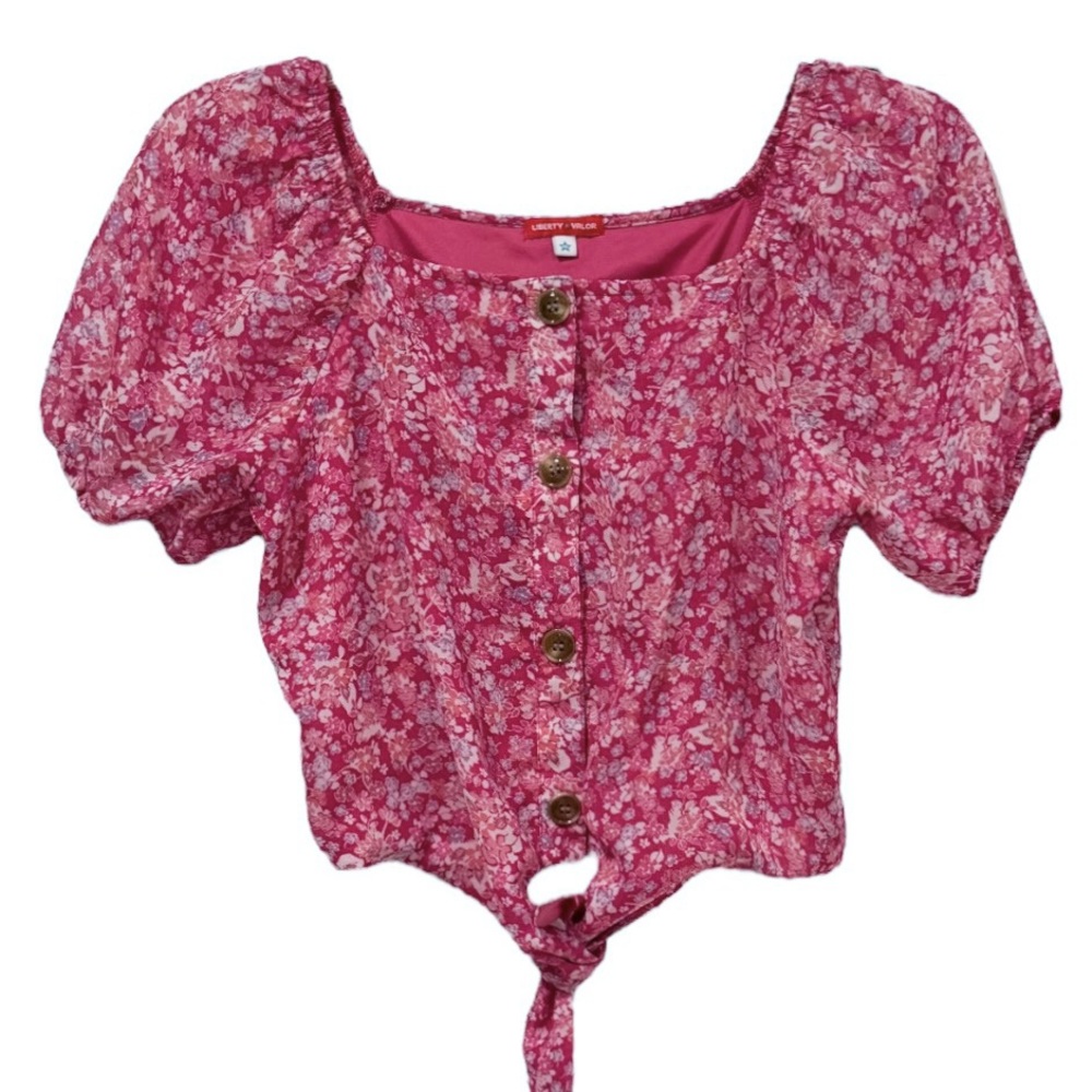 Liberty & Valor Floral Button And Tie Short Sleeve Blouse